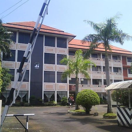 Jepara Indah Hotell Exteriör bild