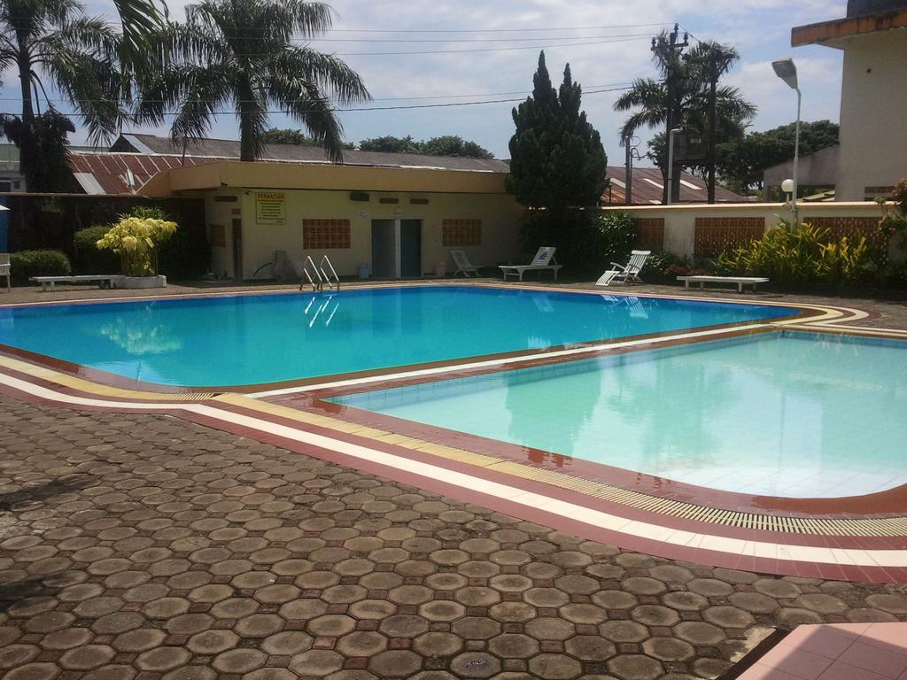 Jepara Indah Hotell Rum bild
