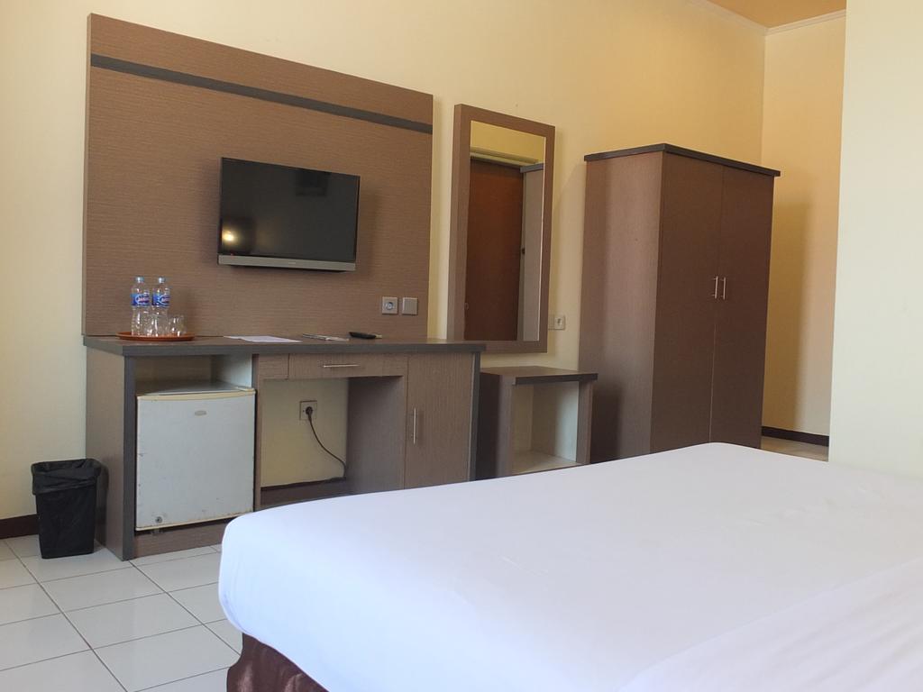 Jepara Indah Hotell Rum bild