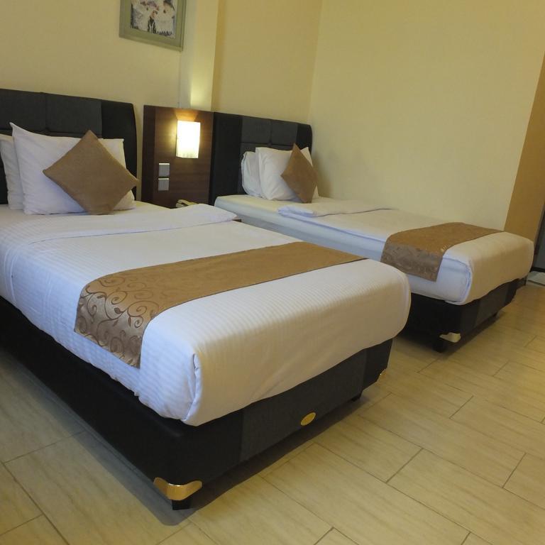 Jepara Indah Hotell Exteriör bild