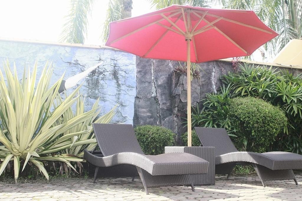 Jepara Indah Hotell Exteriör bild